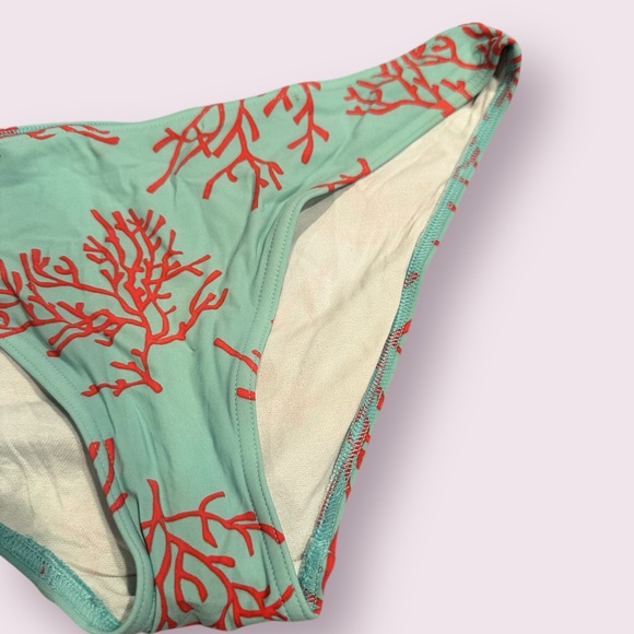 Women's Victoria's Secret Coral Print Bikini 36C and Medium - Picture 2 of 16